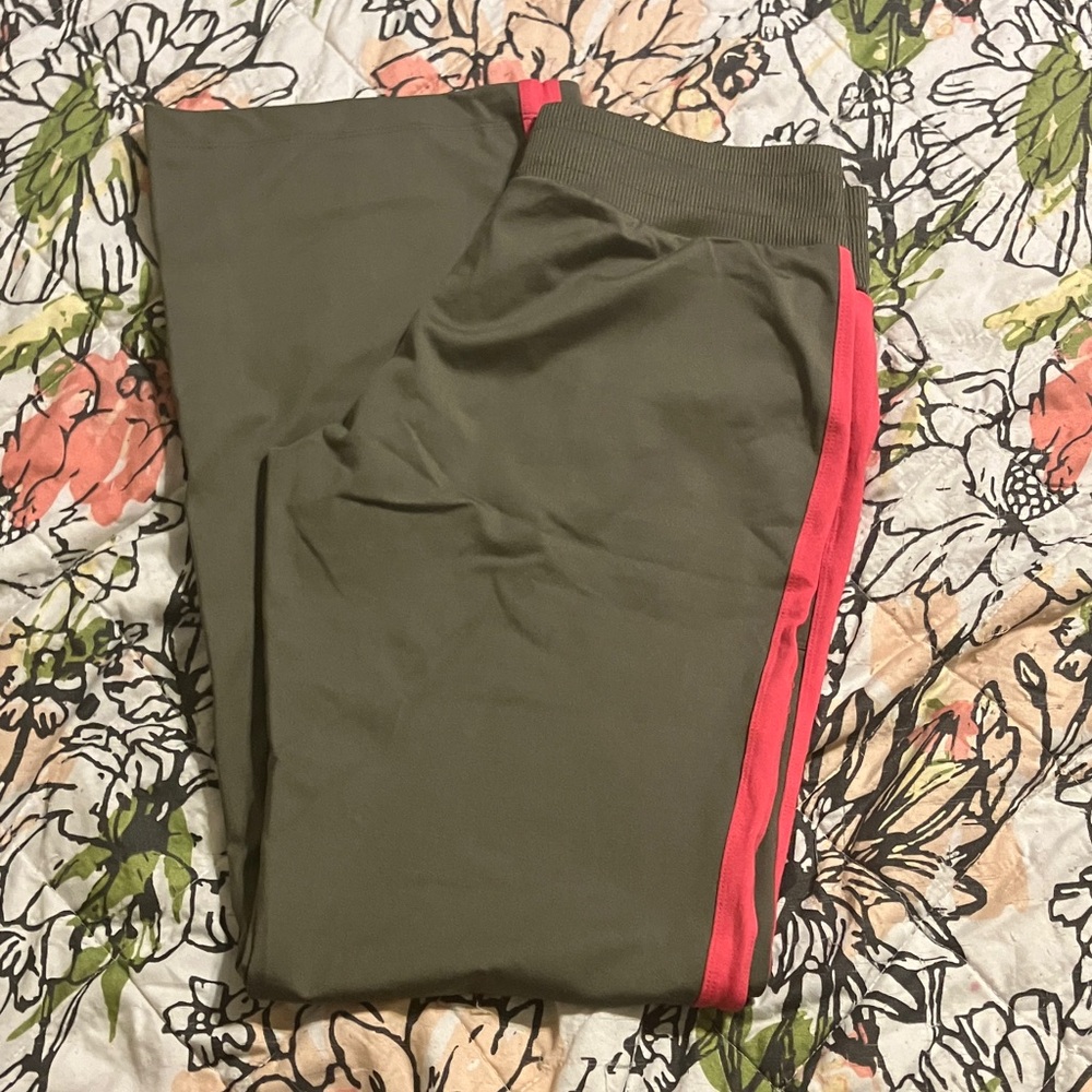 Old Navy Women's GrayJoggers and Jacket with Pink Stripe
